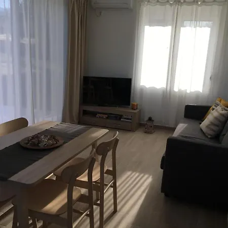 Oikia Ampavris Prázdninový dům